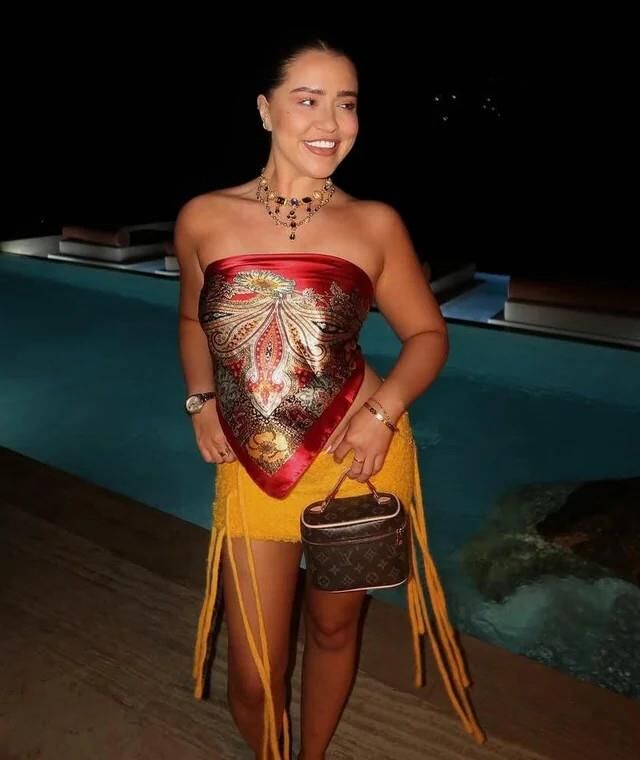 Satin 