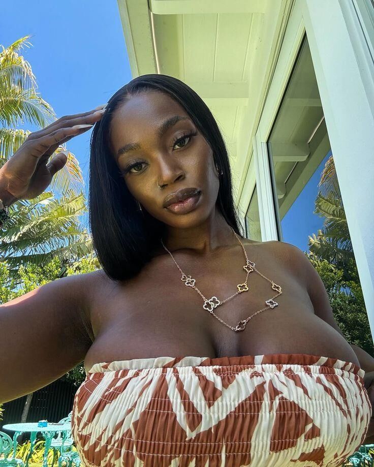 Black queen ebony 