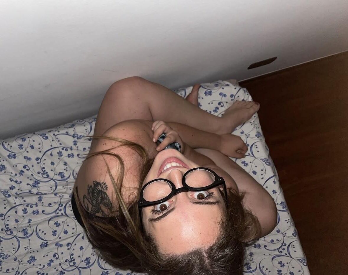 Elisabetta Very Sexy Italian BBW Girl with Curly Hair and Big Bu
