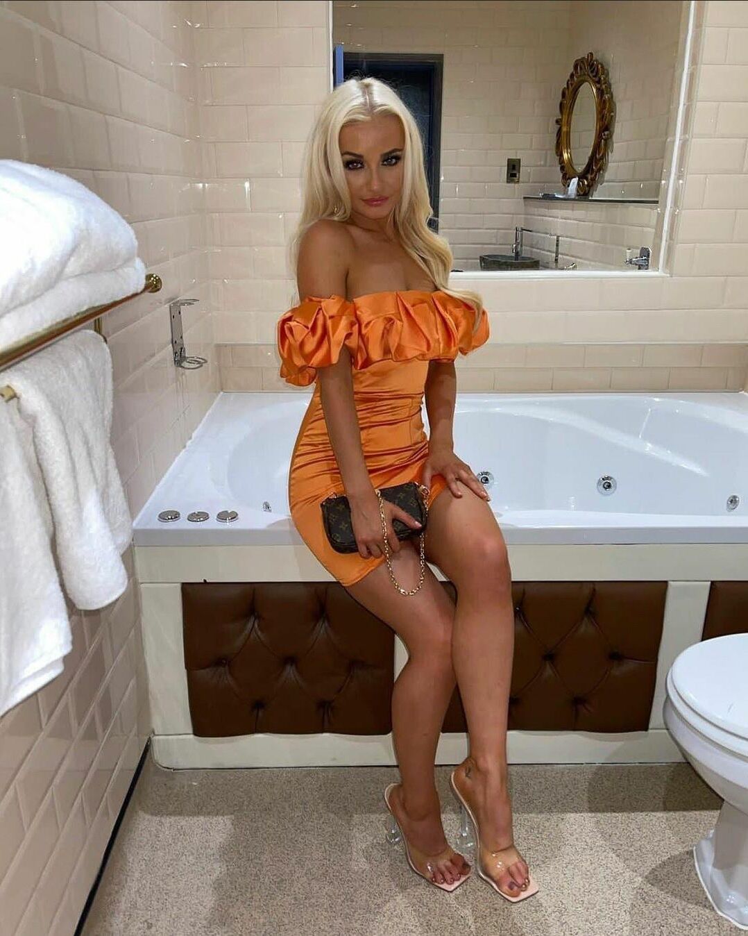 Satin 