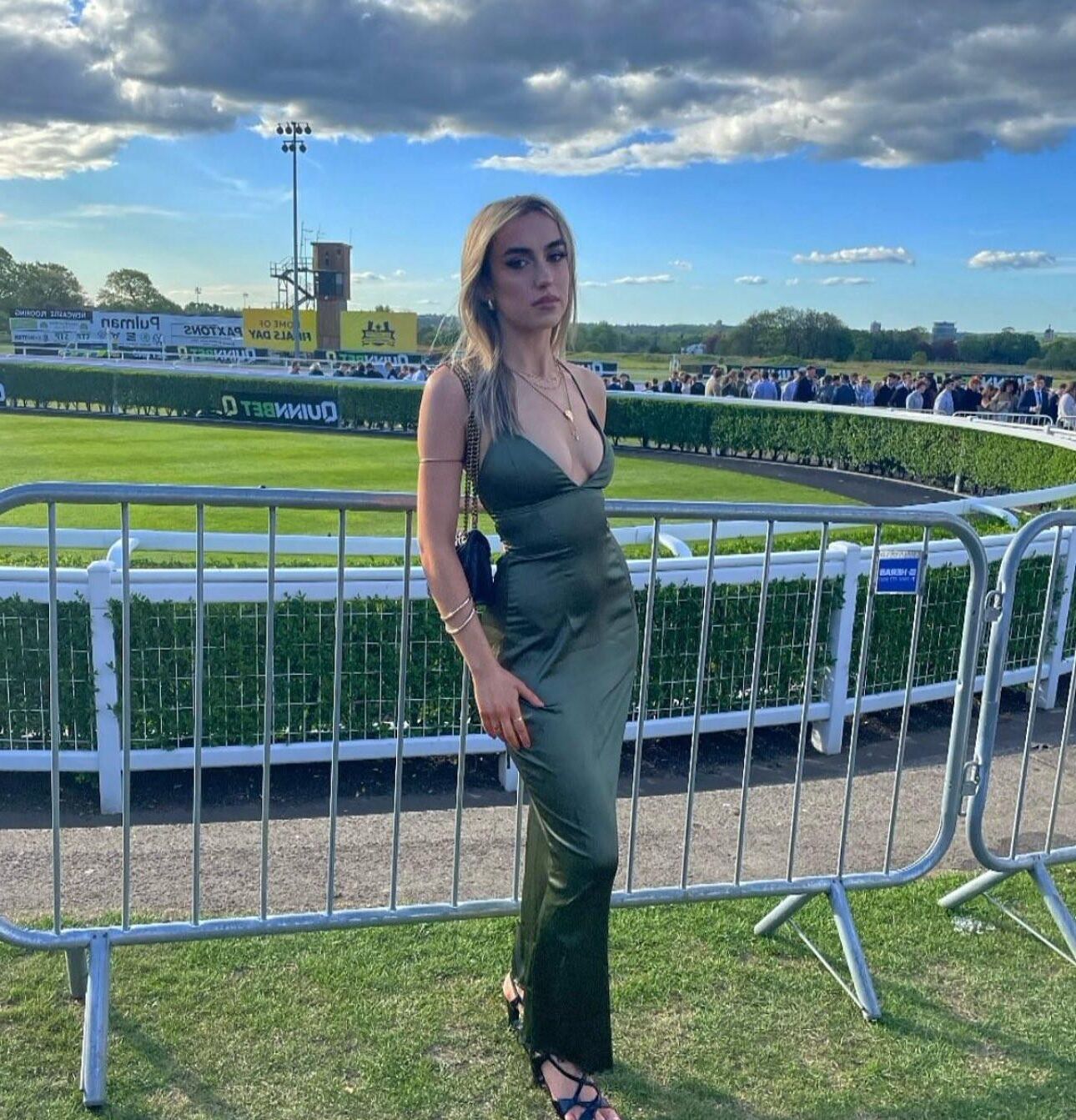 Satin 