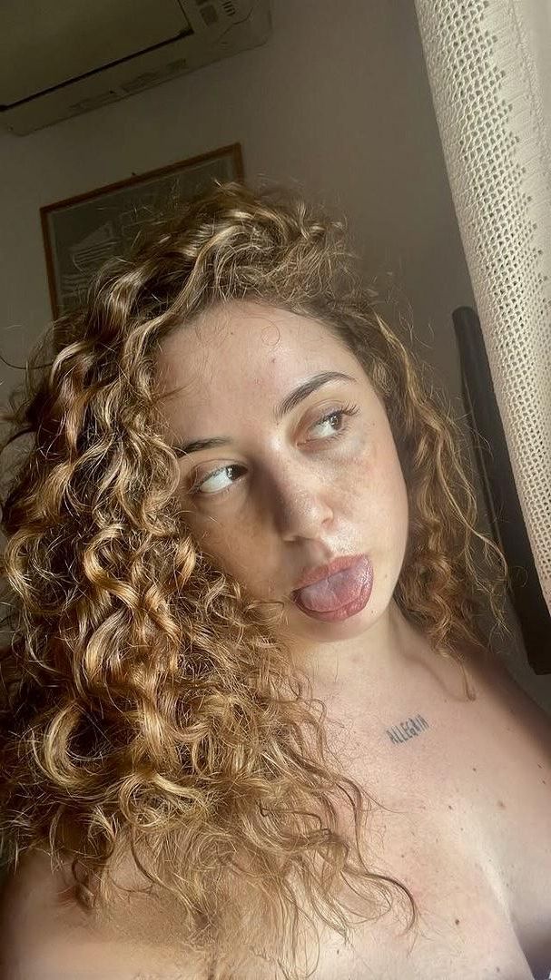 Elisabetta Very Sexy Italian BBW Girl with Curly Hair and Big Bu