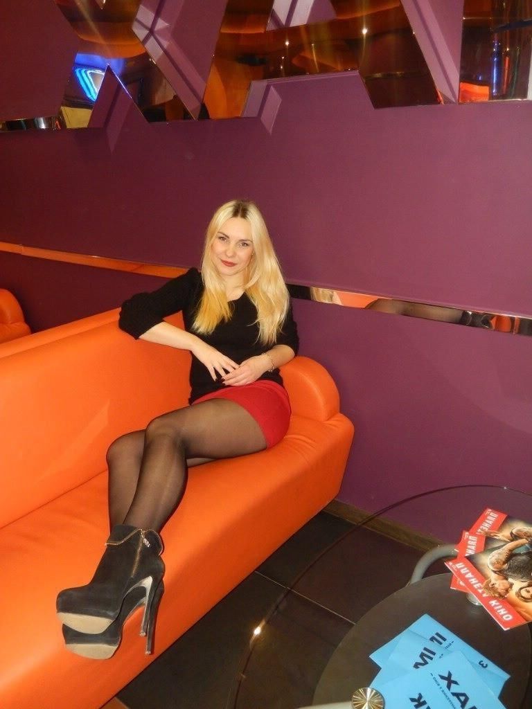 FOR NYLON LOVERS 