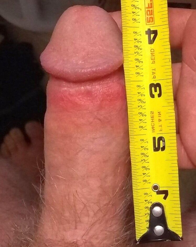 私は小さなボナーが大好きです（ほとんどインチ）